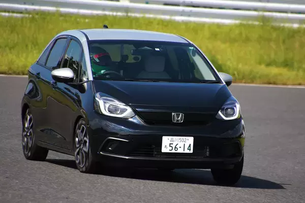 「明暗クッキリ！　別モデルの如く「大胆イメチェン」を行った５車種の顛末」の画像