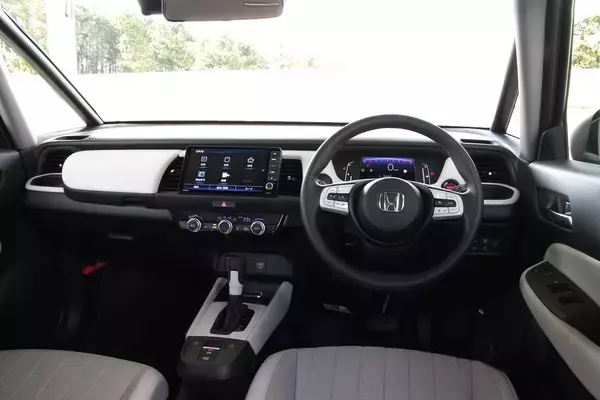 「明暗クッキリ！　別モデルの如く「大胆イメチェン」を行った５車種の顛末」の画像