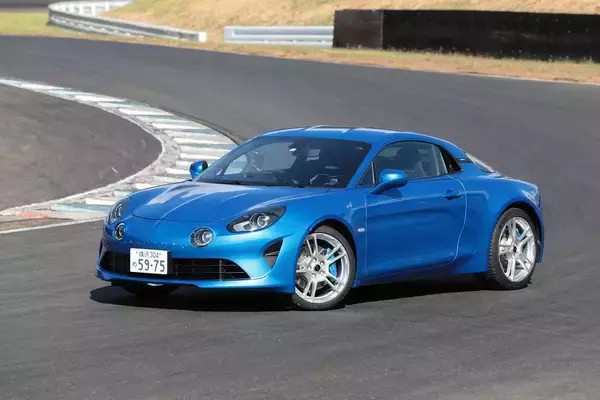 「ミニに500にNSX！　昔の名車の名を引き継ぐリバイバル車はドコを引き継ぎ何が違うのか？」の画像