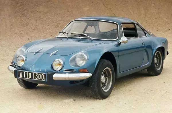 「ミニに500にNSX！　昔の名車の名を引き継ぐリバイバル車はドコを引き継ぎ何が違うのか？」の画像