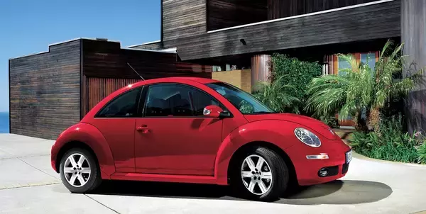 「ミニに500にNSX！　昔の名車の名を引き継ぐリバイバル車はドコを引き継ぎ何が違うのか？」の画像