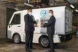 「１台で運送もキッチンカーもOKで移動電源にもなる！　小型EVトラックELEMOを発表」の画像2