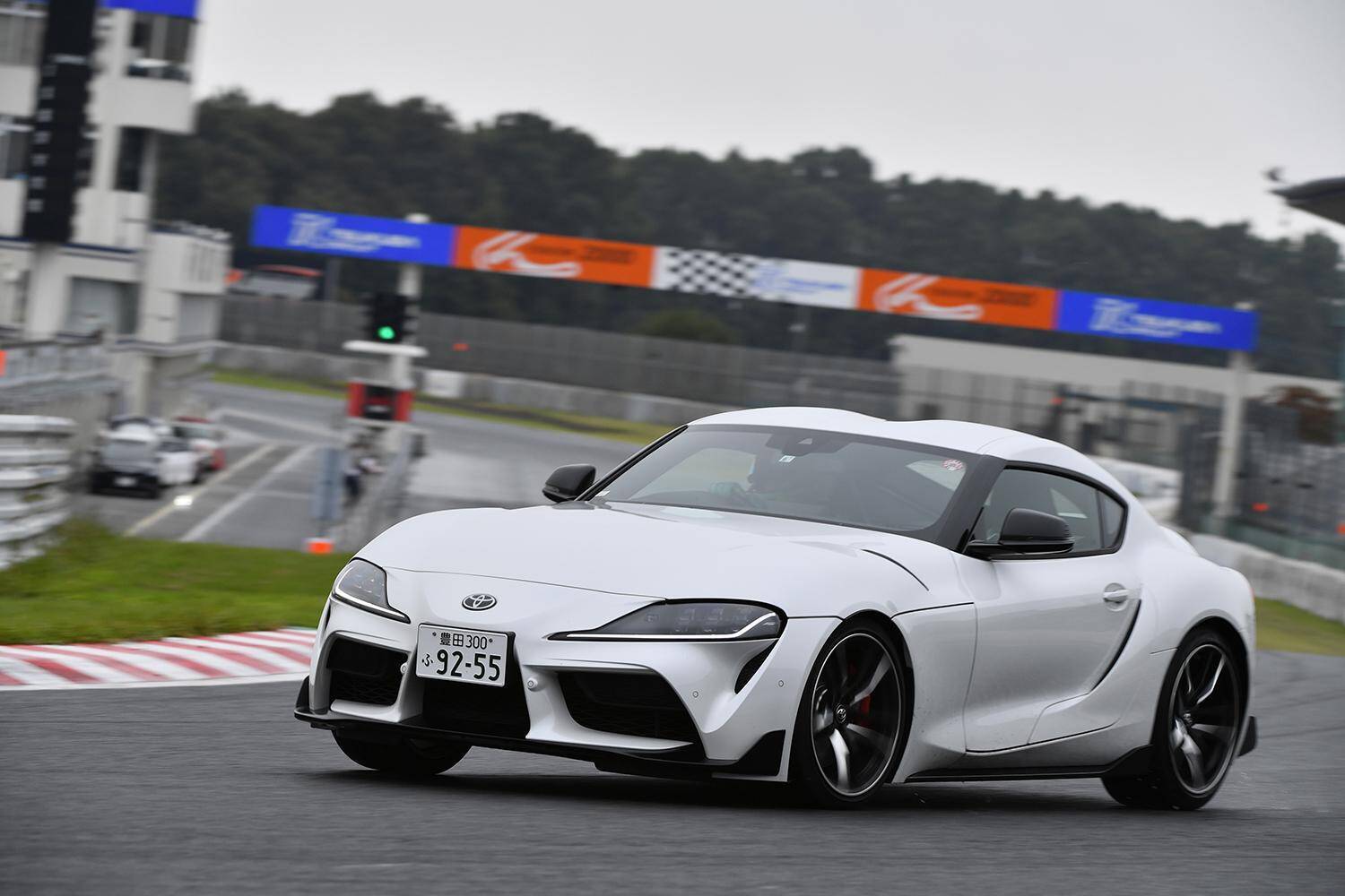 やっぱりクルマはFRでしょ！　いま思う存分イジって走りたい人が選ぶべきクルマ４選