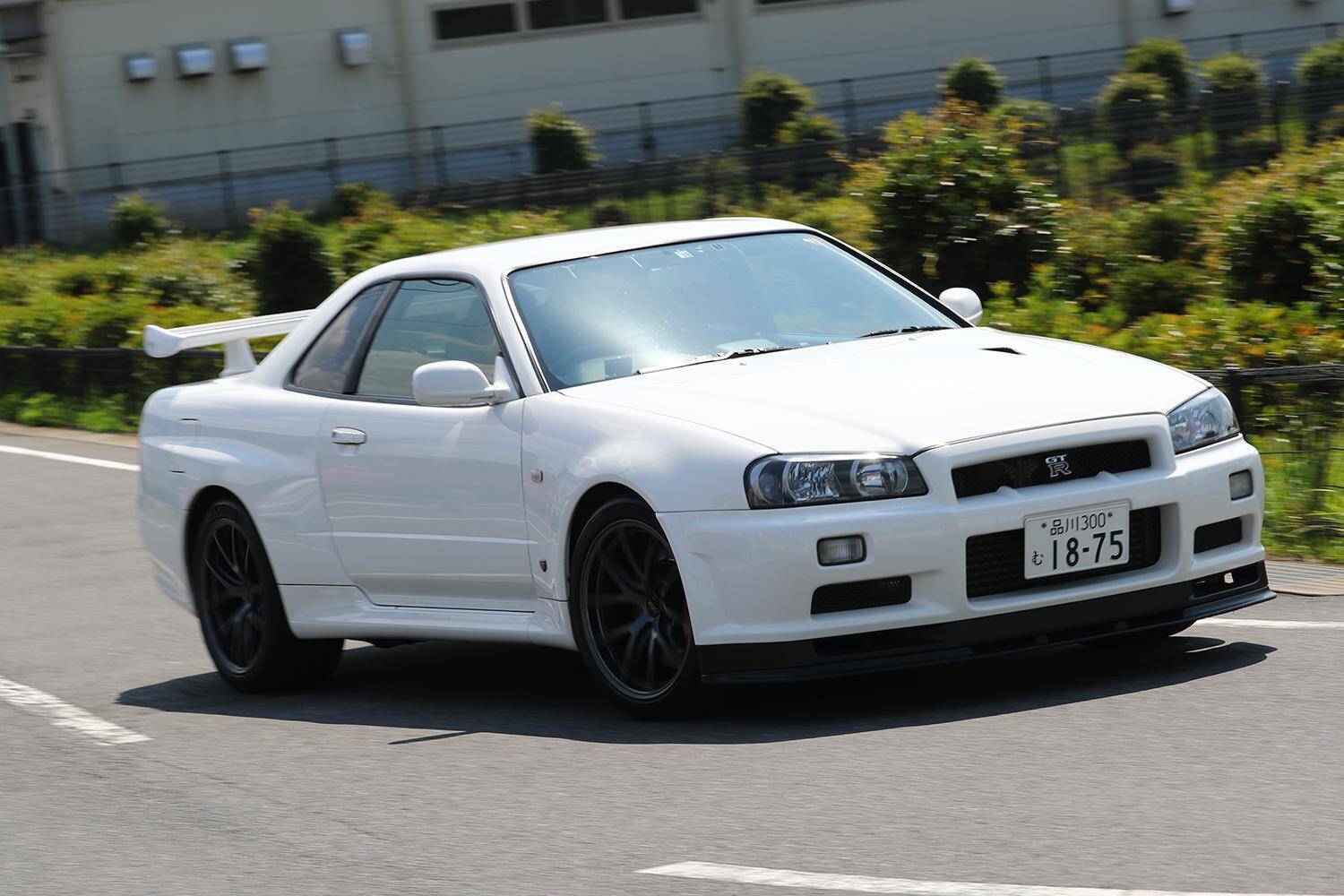 新車価格の５倍６倍当たり前！　家が買えるレベルの中古限定車３台に「それだけの価値」はあるのか？