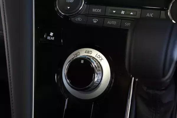 「アルファードを選べば間違いなし……は待った！　エルグランド・オデッセイ・デリカにしかない猛烈な魅力」の画像