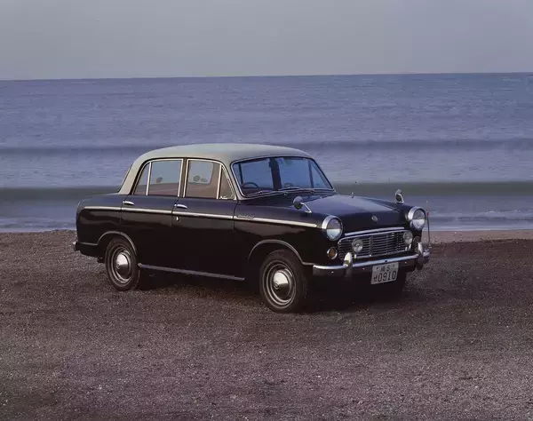 「スカイラインもだけどセダンを諦めないで！　かつて日産が生み出した「それ以外」の名セダン３選」の画像