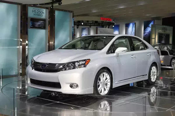 「乗れば「環境意識」がビンビンに高まる！　地球にも人にも優しいサステイナブルなクルマ３選＋α」の画像