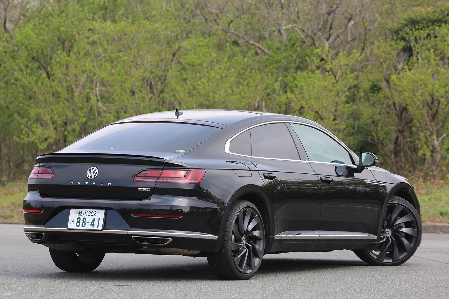 美しすぎるボディラインの虜になる！　アフロディーテばりの「色気ムンムン」クルマ５選