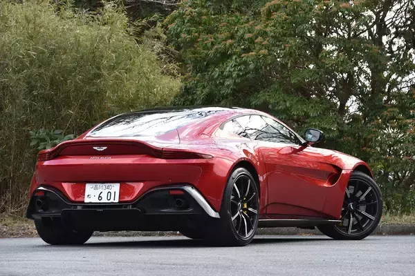 「美しすぎるボディラインの虜になる！　アフロディーテばりの「色気ムンムン」クルマ５選」の画像