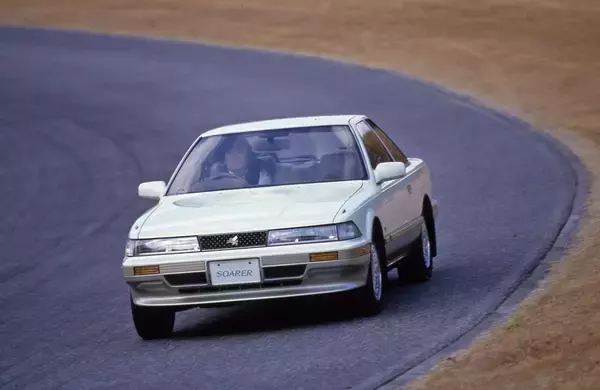 「数々の「恋愛」を演出した立役者！　かつてカップルに愛されまくったデートカー５選」の画像