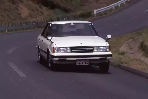 「トヨタvs日産の頂上決戦！　クルマ好きが狂喜した280馬力に達するまでの80年代パワーウォーズ」の画像
