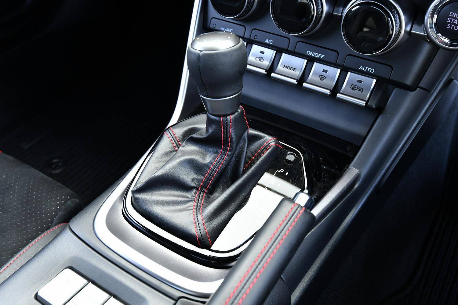 バリバリのスポーツモデルなのに家族から文句が出ない！　走りが忘れられない「世帯持ち男子」が乗るべき５台のクルマ