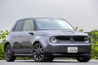 「マッサージ機能」に「熱帯魚の飼育」まで！　デートで乗ったら「女子イチコロ」の助手席をもつクルマ５台