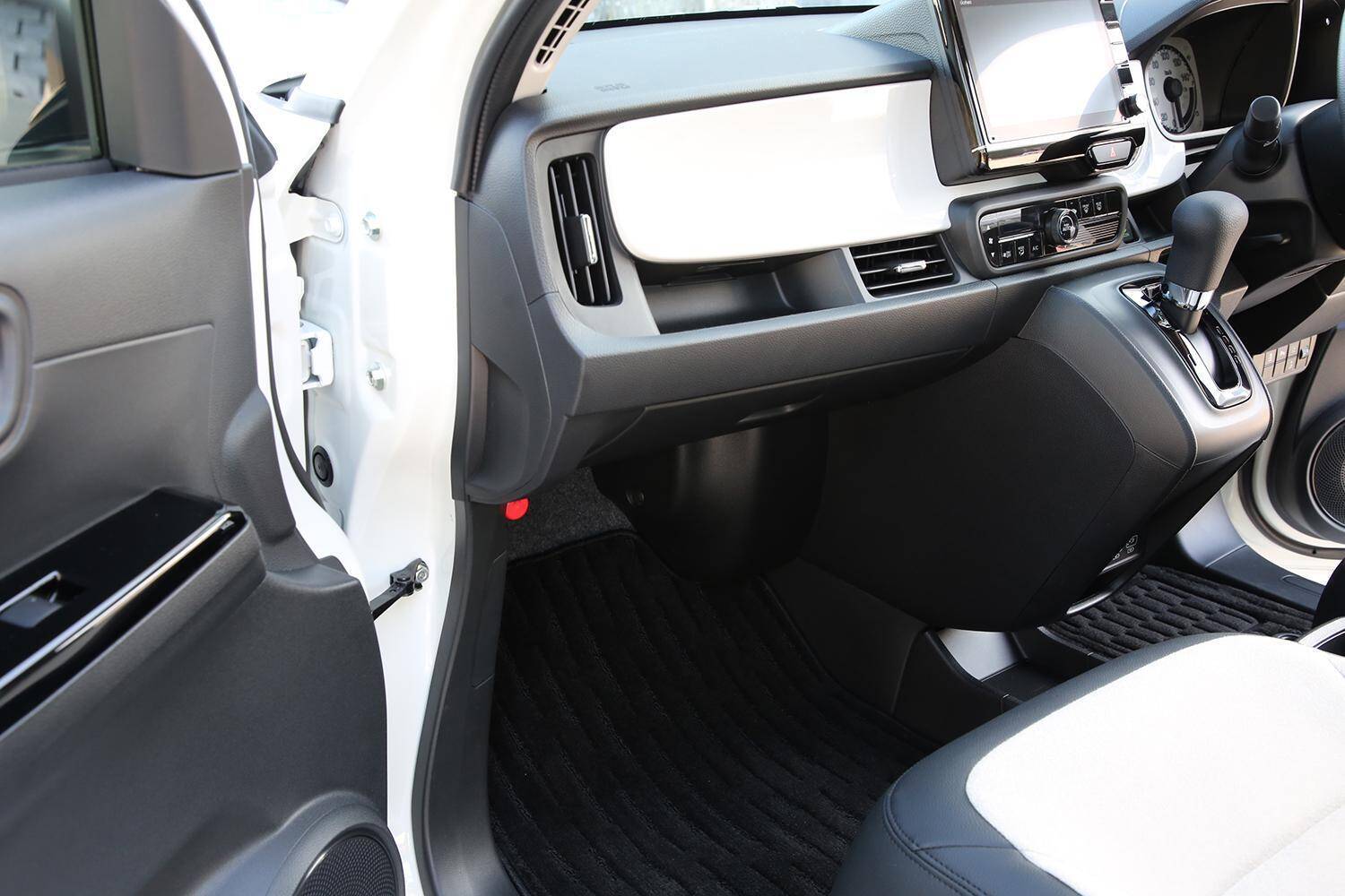 ド新車が安く買えるが注意も必要！　「新古車」あらため「登録済み未使用車」の中身とは