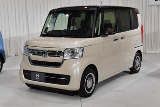 これぞ日本の「カワイイ文化」！　360cc時代の「キュートすぎる」軽自動車４台にいま乗れる？