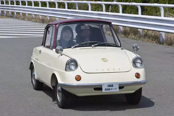 「これぞ日本の「カワイイ文化」！　360cc時代の「キュートすぎる」軽自動車４台にいま乗れる？」の画像