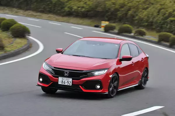 「「スーパー」「ワンダー」……今度は「爽快」！　振り向けば超長寿「累計販売2700万台」超の11代シビックを振り返る」の画像