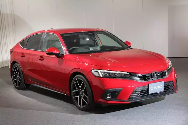 「「スーパー」「ワンダー」……今度は「爽快」！　振り向けば超長寿「累計販売2700万台」超の11代シビックを振り返る」の画像