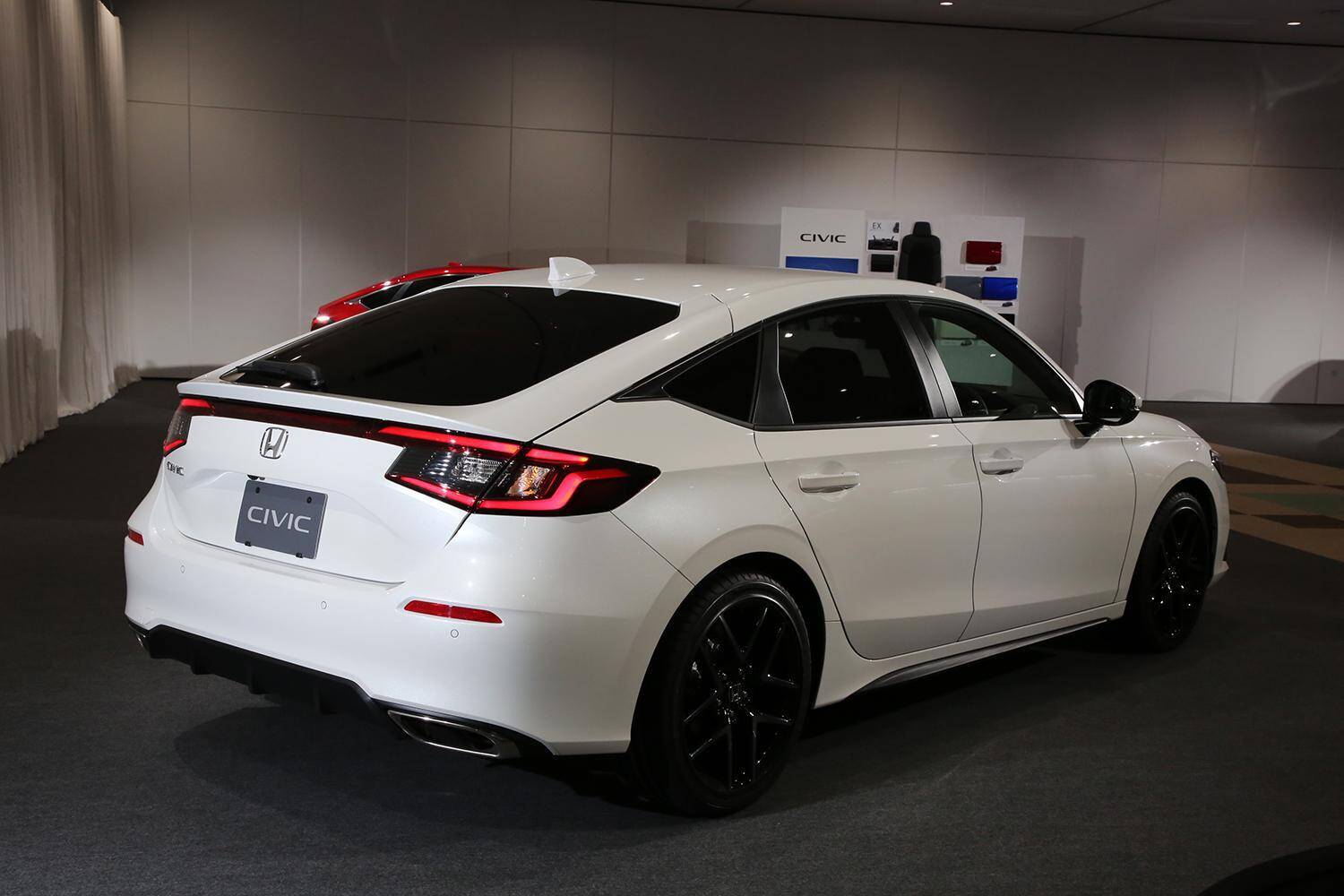 「スーパー」「ワンダー」……今度は「爽快」！　振り向けば超長寿「累計販売2700万台」超の11代シビックを振り返る