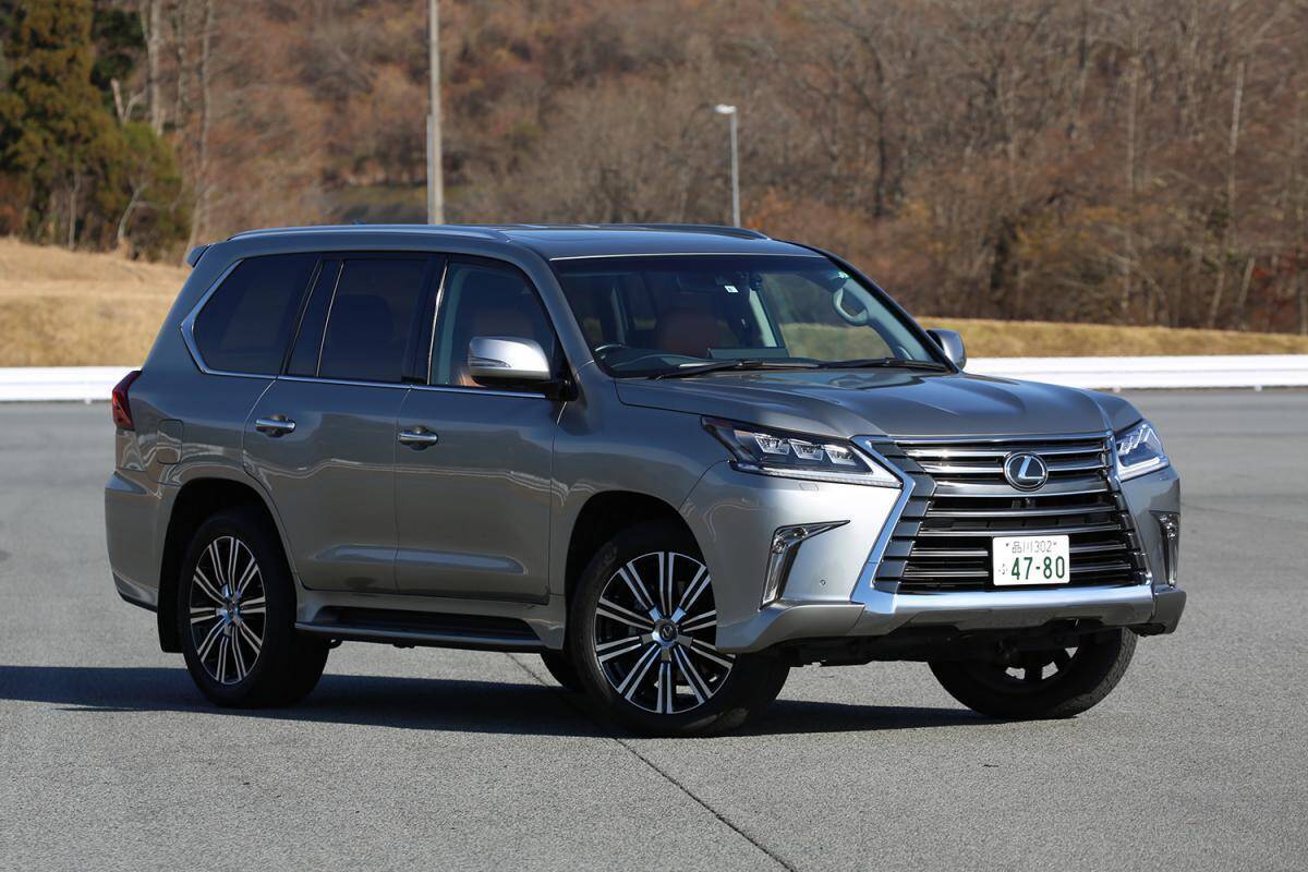 かつて「0.1km/L」の差をアピールしたクルマの「燃費競争」！　最近目立たなくなった理由とは