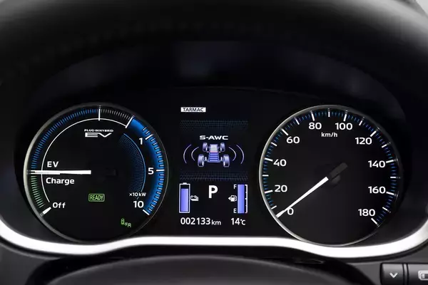 「「遅い」けど意のまま感が「気持ちいぃ〜」！　「走る」「曲がる」「止まる」の基本が最高のクルマ４選」の画像