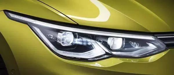 「デジタル＆電動化して安全支援装備も最新に！　ゴルフ ヴァリアントもゴルフ８に進化」の画像