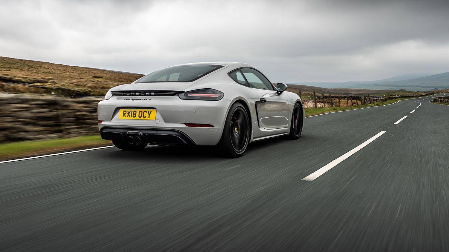 新型フェアレディＺのライバルは？　発表直前に「脳内対決」３番勝負を行った