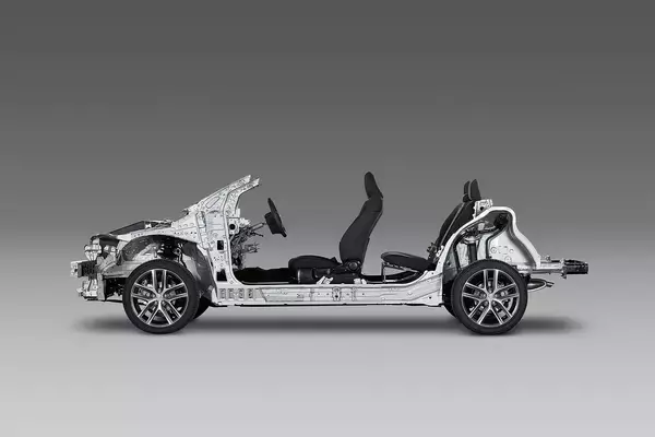 「トヨタを中心にスズキ・ダイハツが手を組む！　ガチ「ライバル」連合がもつ意味とは」の画像