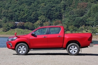 仕事用？　レジャー向け？　日本で普及しないピックアップトラックとは