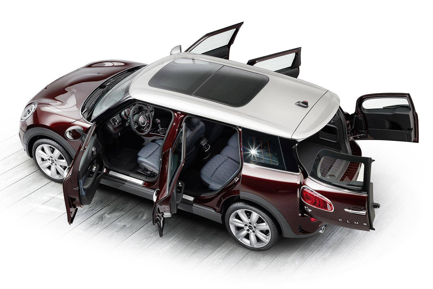 素人目には「ソックリ」！　どれが新しいかわからない「初代から３代目」までのミニの見分け方