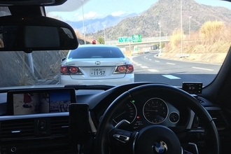 警察も使う「覆面パトカー」は通称！　意外と知らない「正式な名称」とは