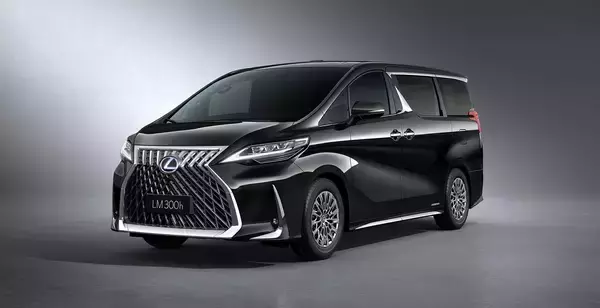 「アオられてないのに思わず避けちゃうオラオラ感！　自動車史上に残る「超」強面クルマ４選」の画像