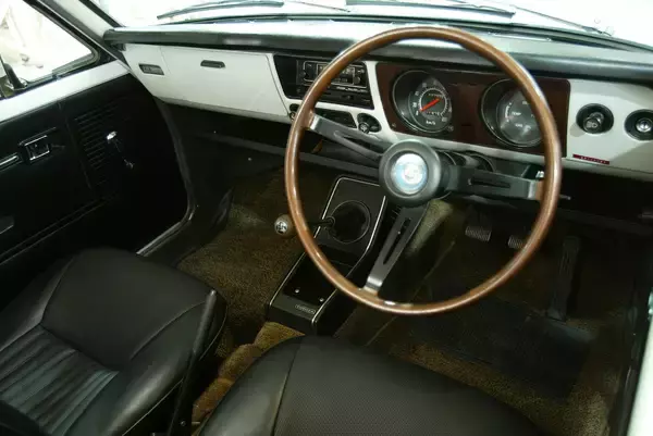 「いま誰もがクルマに乗れるのは「偉大すぎる」先駆車のおかげ！　世界に名を轟かせた「大衆車」４台」の画像