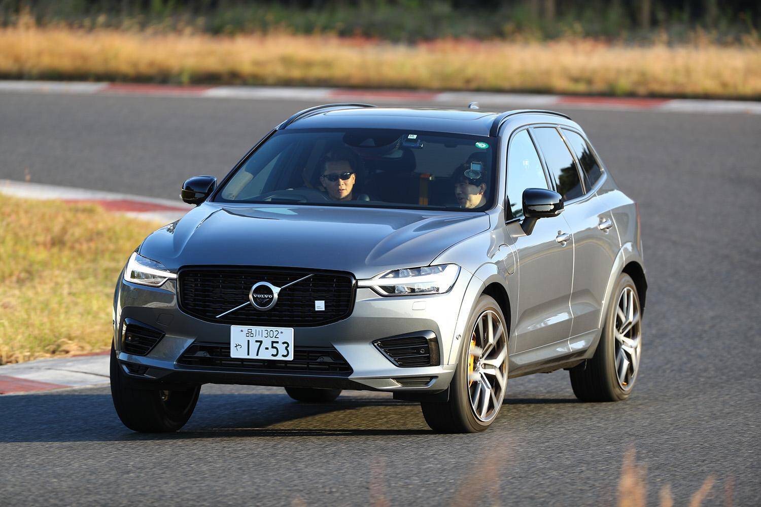 86＆BRZは人気だがスープラには乗らない！　軽からスーパーカーまであらゆるクルマに乗る「自動車業界人」が買う車種とは