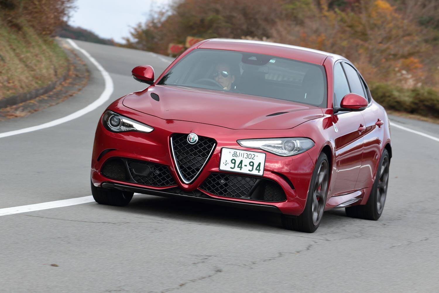 右足がとまらない！　このご時世にエンジンの「快音」が楽しめる激レアなクルマ５選