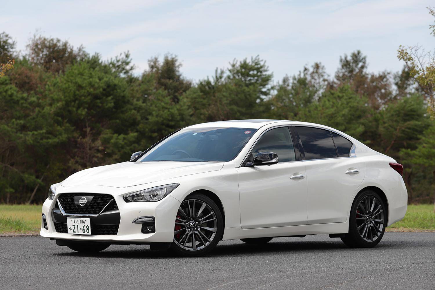 右足がとまらない！　このご時世にエンジンの「快音」が楽しめる激レアなクルマ５選