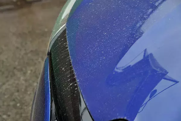 「サボると取り返しが付かない事態に！　洗車をしないとクルマに起こる４つの致命傷」の画像