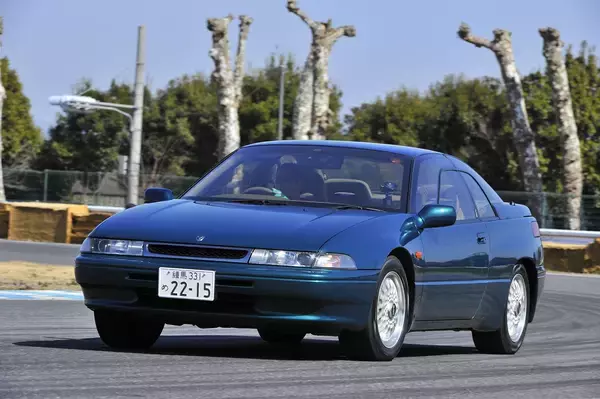 「よくぞ市販した！　「勢い」で出したとしか思えない日本車らしからぬ「ぶっ飛んだ」クルマ５選」の画像