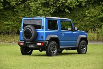 いまや激減した「男らしさ」の証！　減った理由と背面タイヤが「ドンピシャ」だったクルマとは