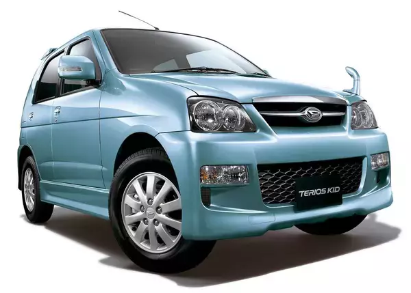 「都会派のオシャレSUVだけど悪路を走るとスゴイ！　「細マッチョ」的クロスオーバーSUV３選」の画像