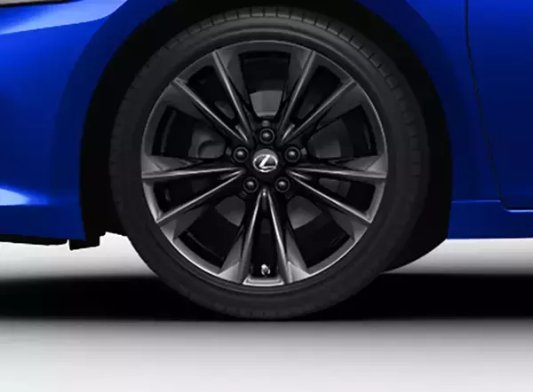 「走りも外観もインテリアも徹底的にこだわった伝統の1台が新型に！　レクサス 新型ESを発売」の画像