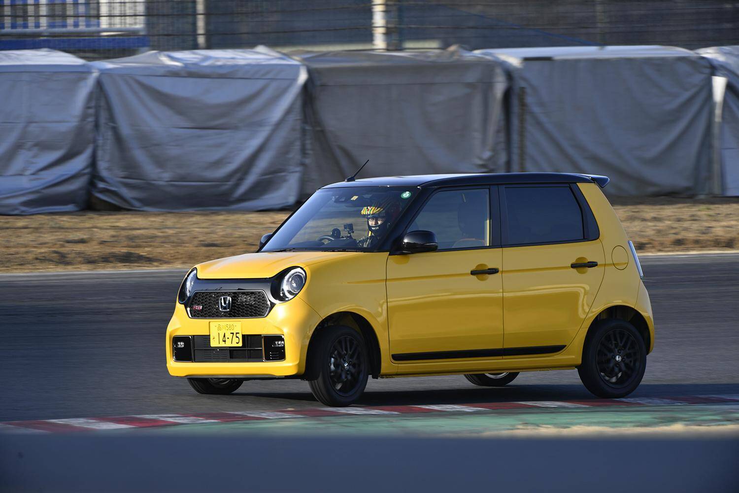 「シャープ」「ダル」「クイック」！　クルマの「ハンドリング」って何？