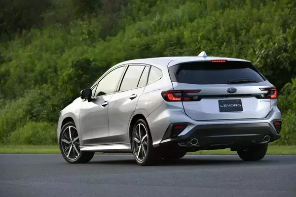 「COTY受賞！　スバル・レヴォーグの歴史と人気の秘訣」の画像