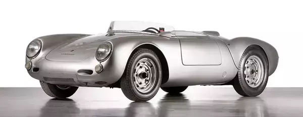 「車名は「911」なのに930や993や991と呼ばれるポルシェ！　一般人には意味不明な「数字の謎」」の画像