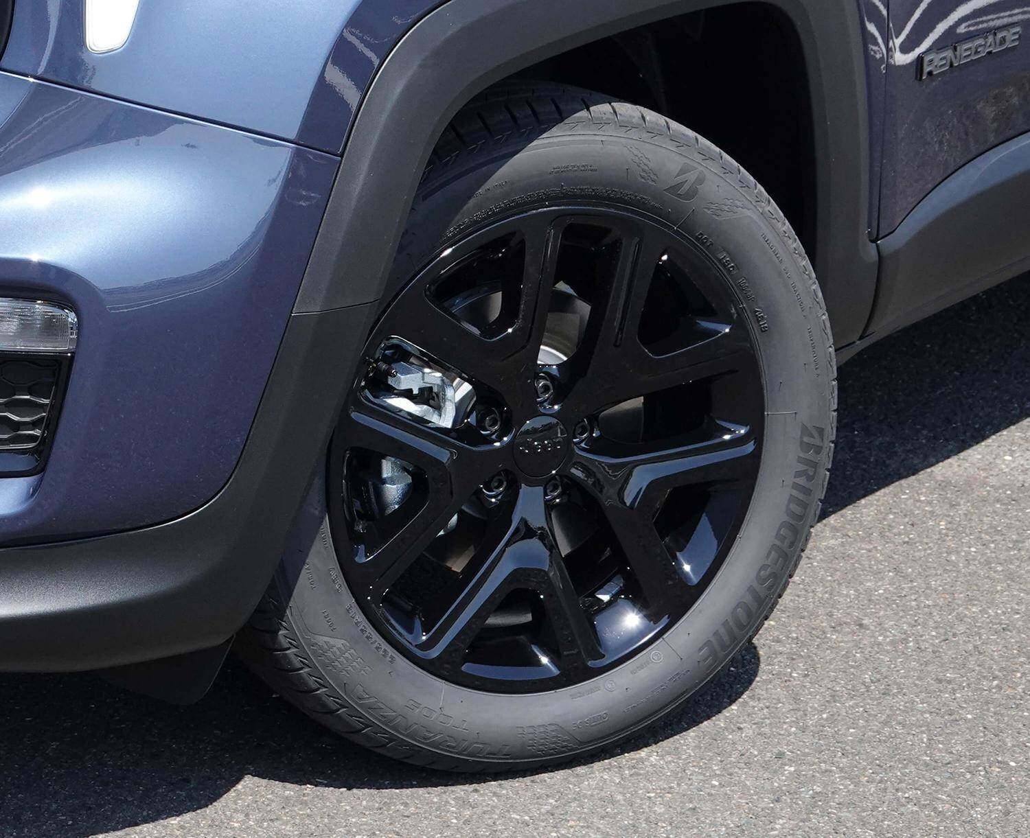 専用カラーに専用内装のスペシャル仕様！　Jeepレネゲード ナイトイーグルを販売