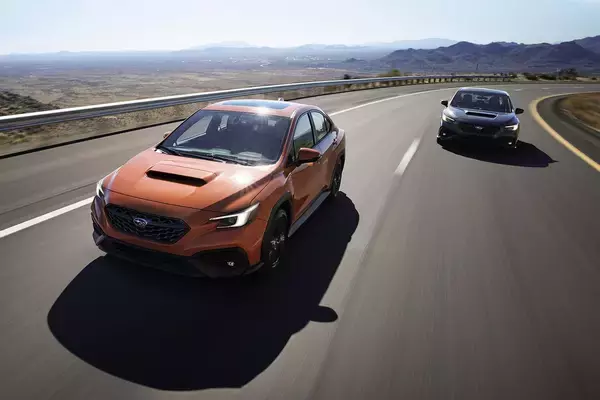 「275馬力のアグレッシブな姿を世界初公開！　新型スバルWRXが北米でついにベールを脱いだ！」の画像