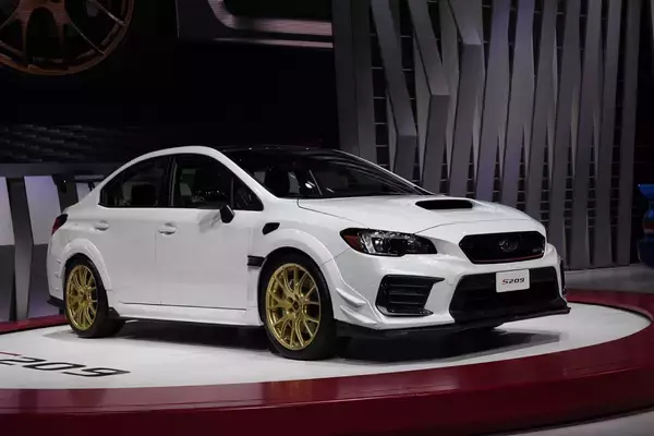 「フェアレディＺもBRZもアメリカで公開！　日本車なのに「海外優先」のクルマが多いワケ」の画像