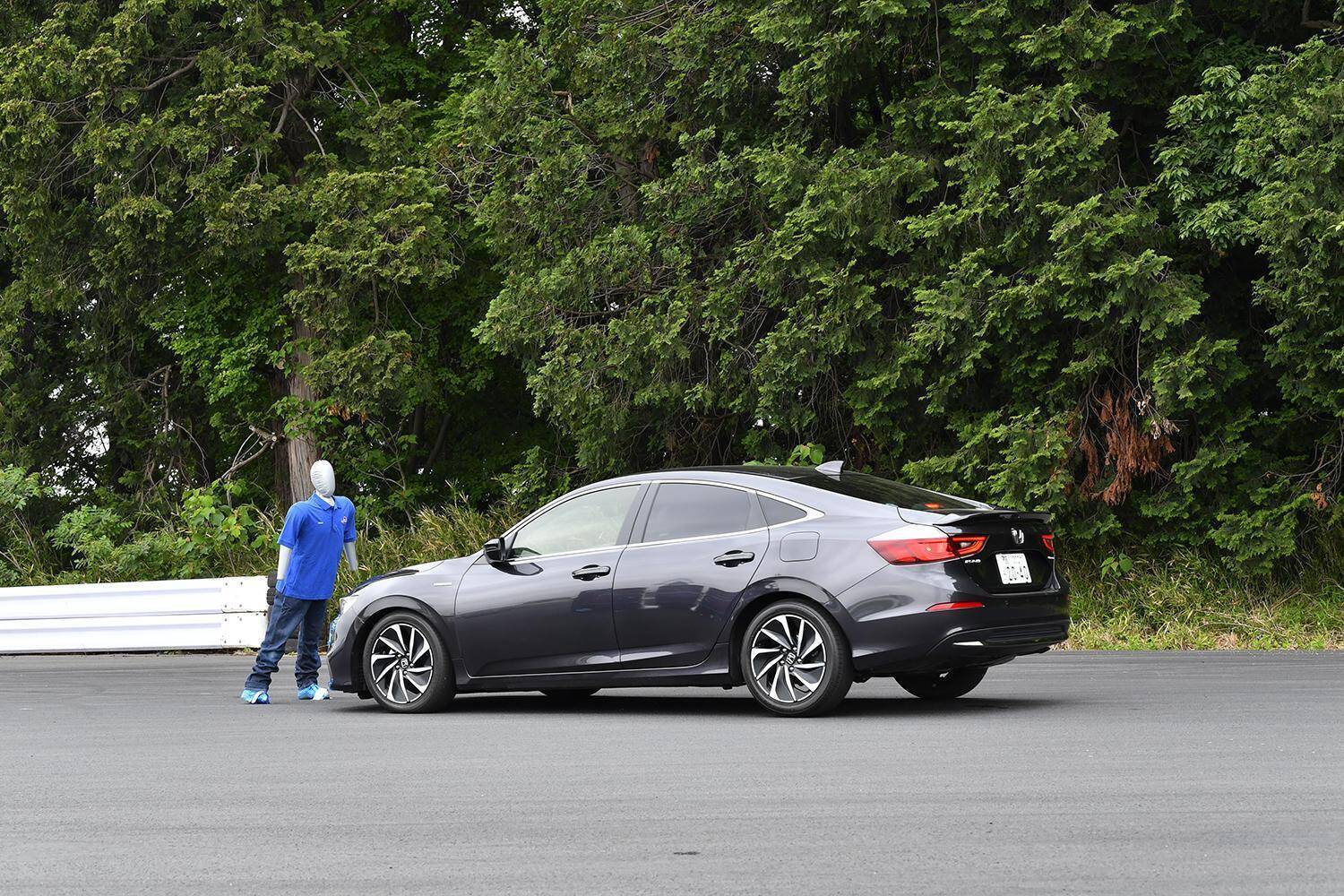 なんでもっと「わかりやすく」ならない？　クルマを買うなら最低限覚えておきたい「アルファベット」の装備４つ