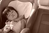 「絶対にあってはならない子供の車内閉じ込め事故！　それでも万が一のために「子供」に教えておくべきこととは」の画像1