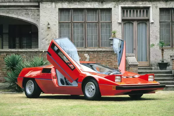 「日本は「スーパーカー不毛の地」じゃなかった！　F1エンジン搭載車もある圧巻の歴史」の画像